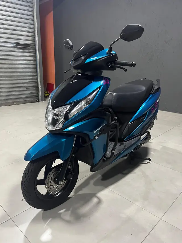 Moto Honda Elite 125 2025 CBS