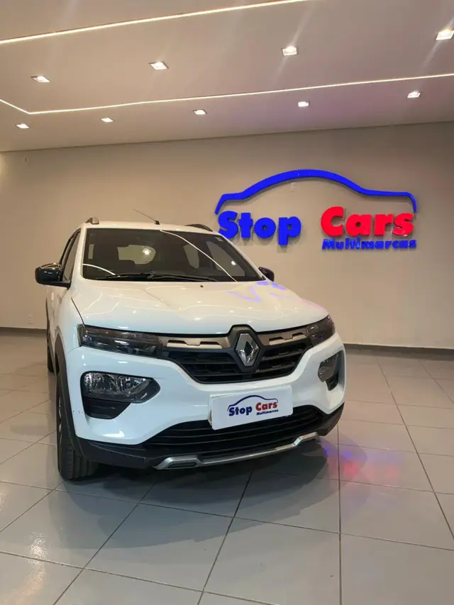 Carro Renault Kwid 2023 Outsider 1.0 12v SCe (Flex)