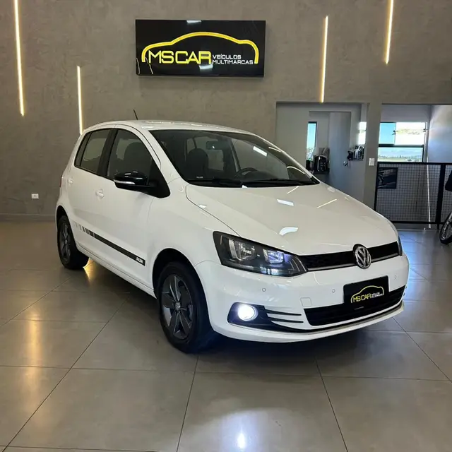 Carro Volkswagen Fox 2017 1.6 MSI Run (Flex)