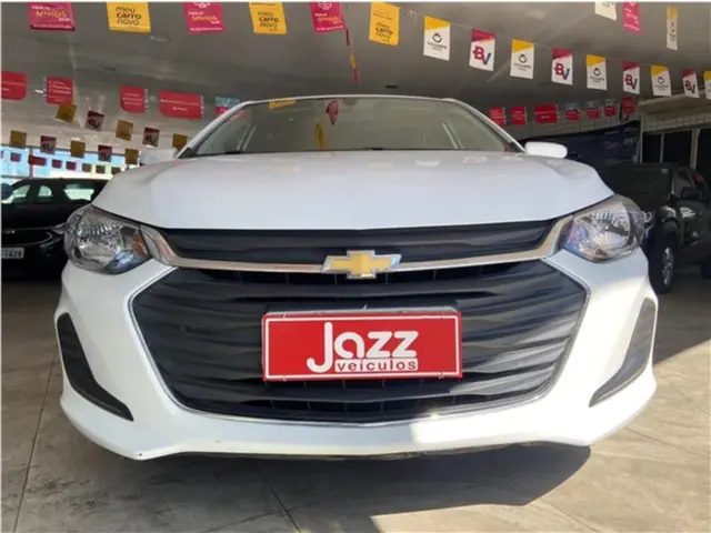 Carro Chevrolet Onix Plus 2020 1.0 LT (Flex)