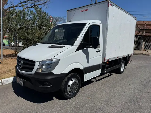 Carro Mercedes-Benz Sprinter 2018 Furgão 515 CDI 14m