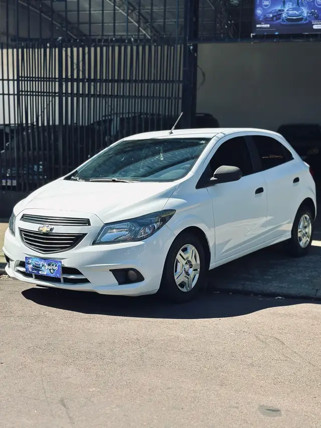 Carro Chevrolet Onix 2019 1.0 Joy SPE/4