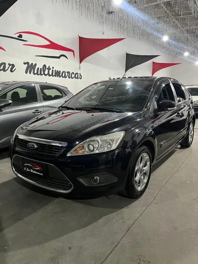 Carro Ford Focus Hatch 2013 Titanium 2.0 16V (Aut)