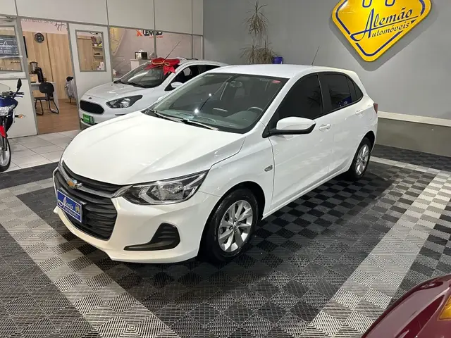 Carro Chevrolet Onix 2023 LT 1.0 Turbo (Aut.)