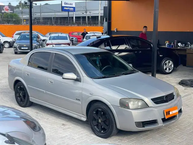 Carro Chevrolet Astra Sedan 2005 Elite 2.0 (Flex)
