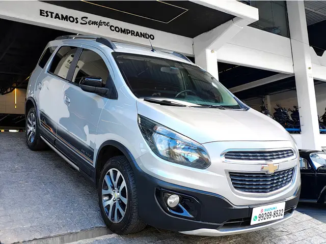Carro Chevrolet Spin 2016 Activ 1.8 (Flex) (Aut)