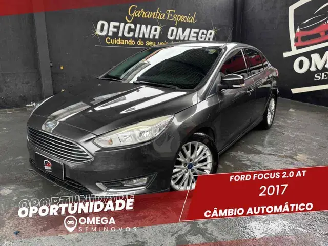 Carro Ford Focus Hatch 2017 SE Plus 2.0 PowerShift