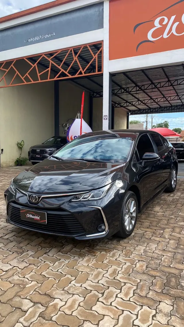 Carro Toyota Corolla 2023 GLi 2.0 Flex