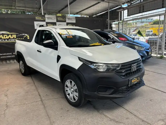 Carro Fiat Strada 2023 Endurance 1.4 Cabine Plus (Flex)