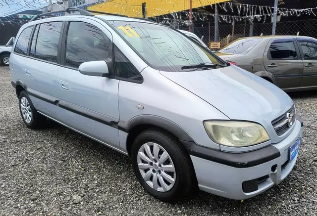 Carro Chevrolet Zafira 2011 Expression 2.0 (Flex) (Aut)