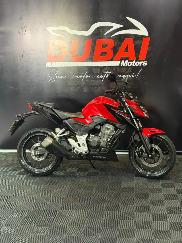 Moto Honda CB 300F Twister 2023 (ABS)