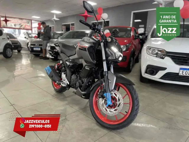 Moto Yamaha Fazer FZ15 2025 Connected