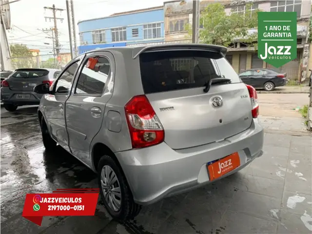 Carro Toyota Etios 2019 X 1.3 (Aut) (Flex)