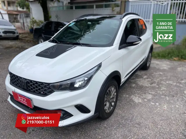 Carro Fiat Argo 2022 Trekking 1.3 (Flex)