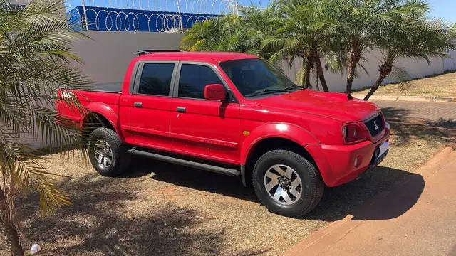 Carro Mitsubishi L200 2005 L 200 Sport HPE 4x4 2.5 (aut) (cab. dupla)
