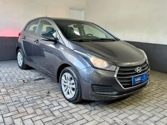 Carro Hyundai HB20S 2018 1.0 Comfort Plus (Flex)
