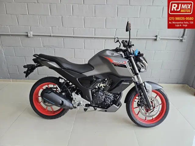 Moto Yamaha Fazer FZ15 2025 Connected