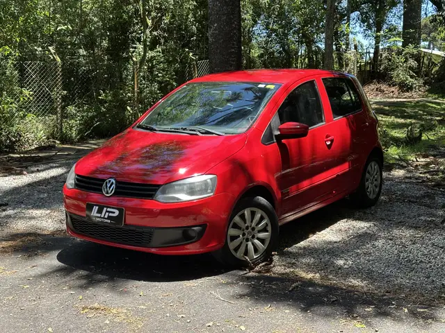 Carro Volkswagen Fox 2011 1.0 8V (Flex) 4p