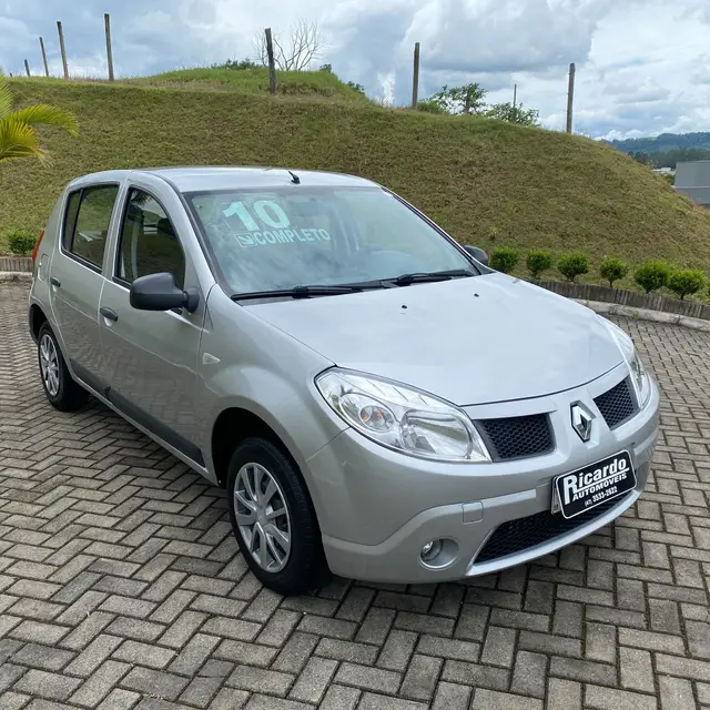 Carro Renault Sandero 2010 Expression 1.0 16V (flex)