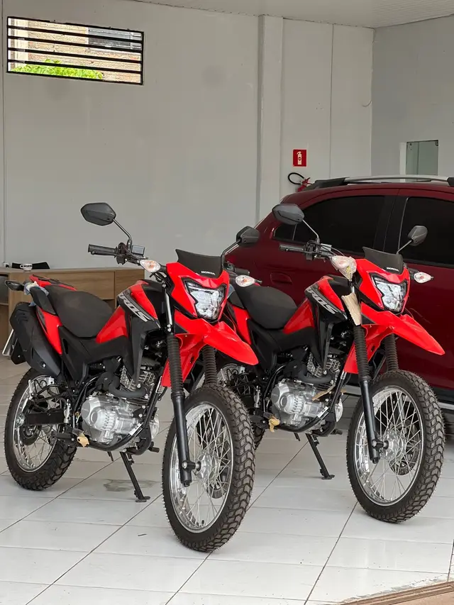 Moto Honda NXR 160 2026 Bros CBS