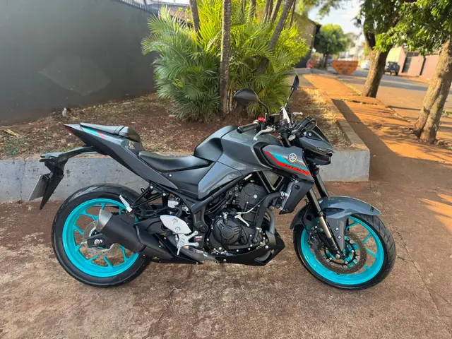 Moto Yamaha MT-03 2024 ABS