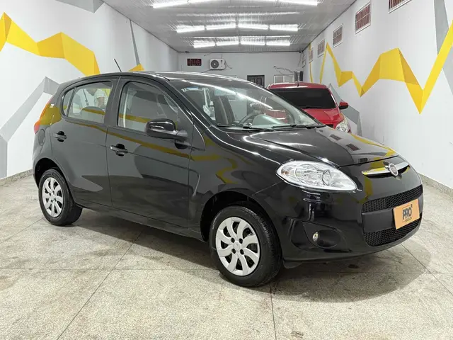 Carro Fiat Palio Weekend 2014 Attractive 1.4 8V (Flex)