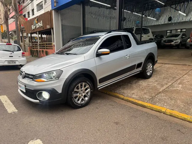 Carro Volkswagen Saveiro 2014 Cross 1.6 (Flex) (cab. estendida)