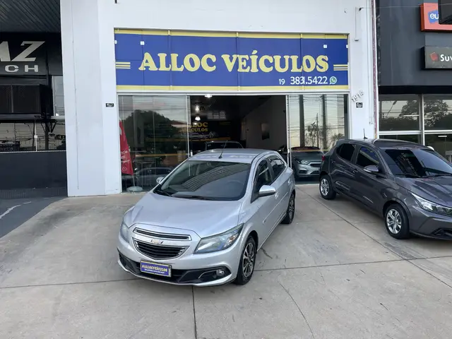 Carro Chevrolet Onix 2014 HATCH LTZ 1.4 8V FlexPower 5p Mec.