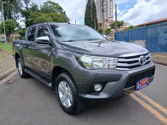 Carro Toyota Hilux Cabine Dupla 2018 Hilux 2.7 SRV CD 4x2 (Flex) (Aut)