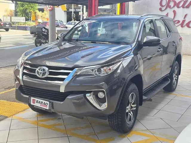 Carro Toyota SW4 2020 2.7 SR 4x2 (Aut) (Flex)