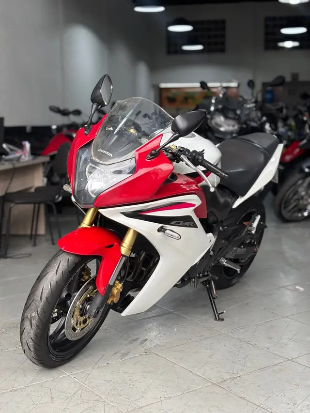 Moto Honda CBR 600 2013 F (Standard)