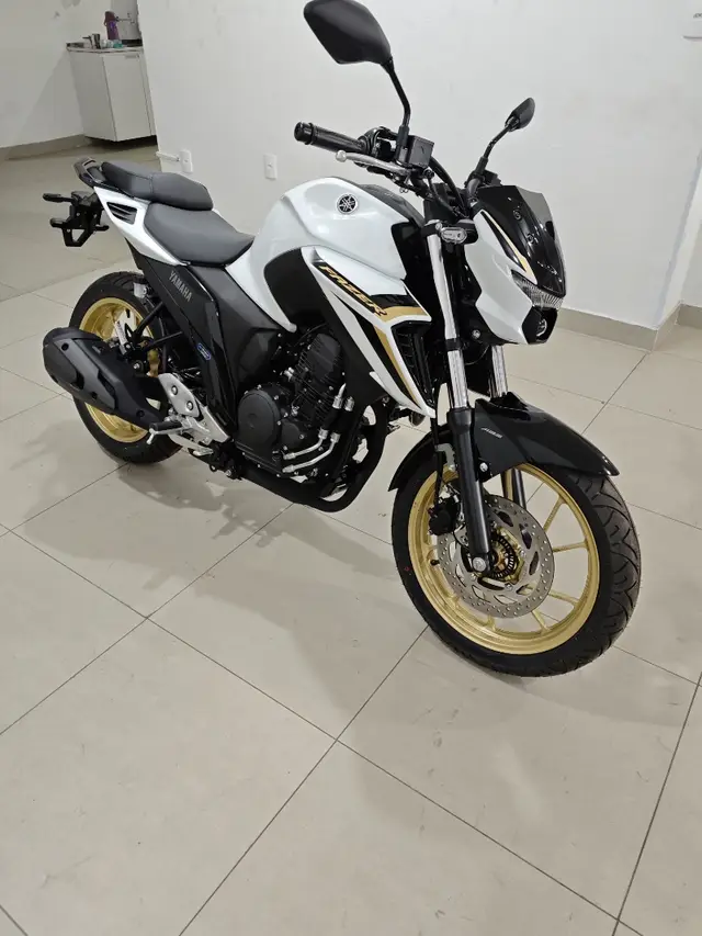 Moto Yamaha Fazer FZ25 2026 Connected
