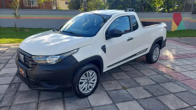 Carro Fiat Strada 2023 Endurance 1.4 CS