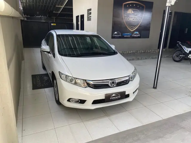 Carro Honda Civic 2013 New  LXL SE 1.8 i-VTEC (Flex)