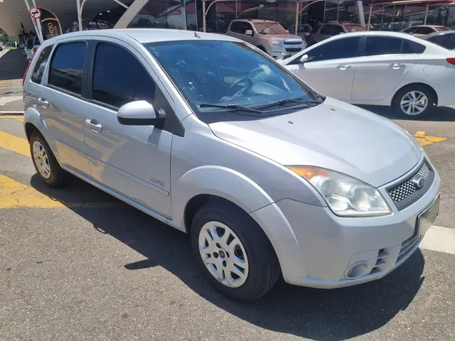 Carro Ford Fiesta Hatch 2010 1.6 (Flex)