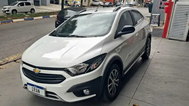 Carro Chevrolet Onix 2018 1.4 Activ SPE/4 (Aut)
