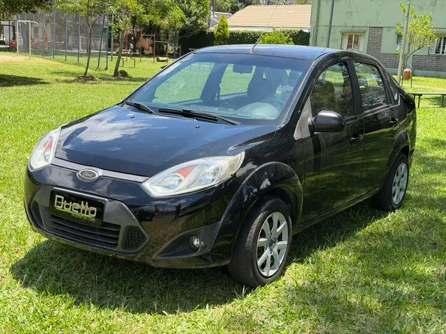 Carro Ford Fiesta Sedan 2013 Sed. 1.6 8V Flex 4p