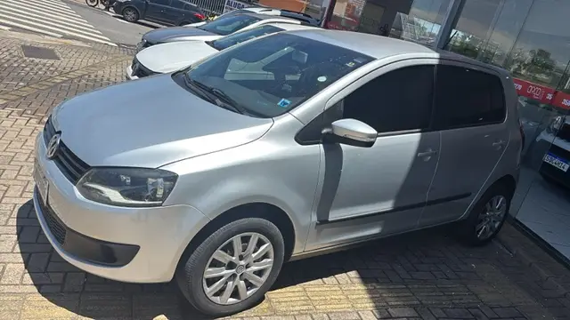 Carro Volkswagen Fox 2011 Prime 1.6 8V (Flex)