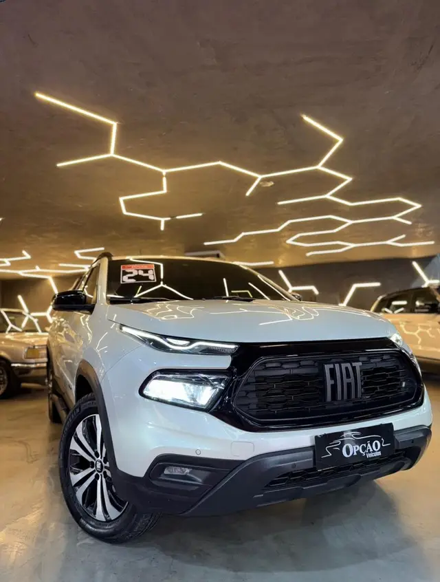 Carro Fiat Toro 2024 Volcano 1.3 Turbo 270