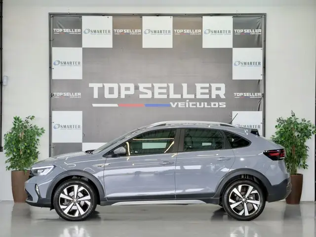 Carro Volkswagen Nivus 2024 Highline 200 TSI