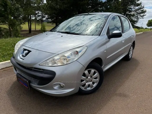 Carro Peugeot 207 2011 Hatch XR Sport 1.4 8V (flex)