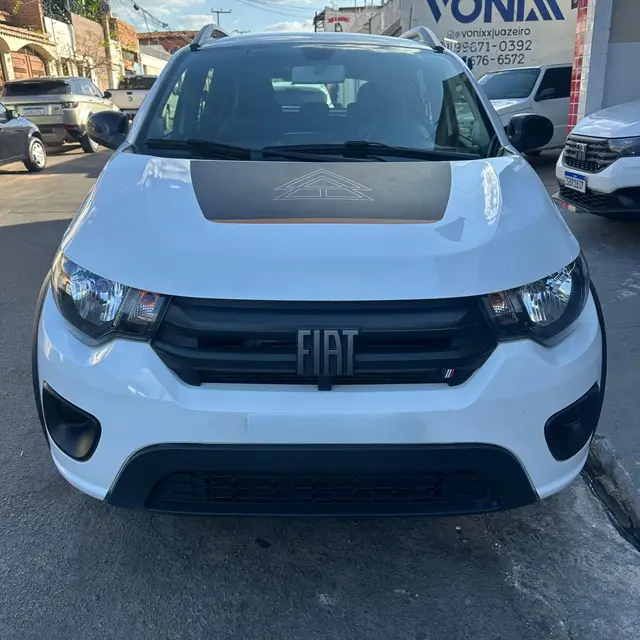 Carro Fiat Mobi 2024 Trekking 1.0
