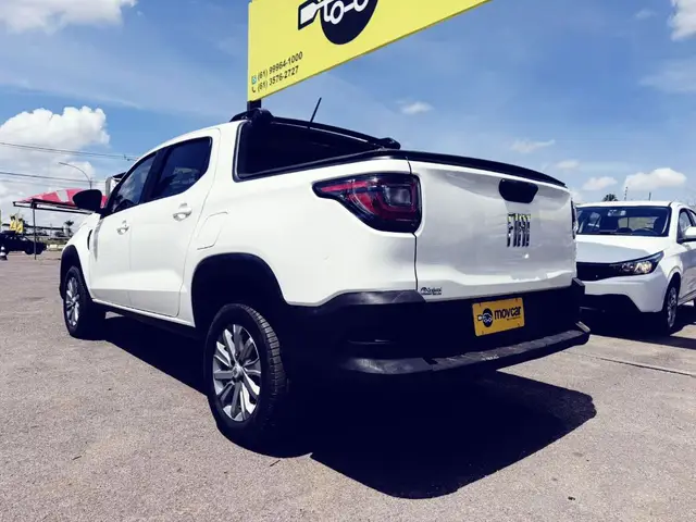 Carro Fiat Strada 2023 Freedom 1.3 CD (Flex)