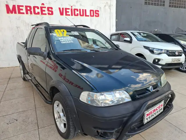 Carro Fiat Strada 2002 Adventure 1.6 16V (Cabine Estendida)