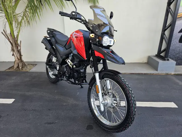 Moto Shineray SHI 175 2025 Carburada