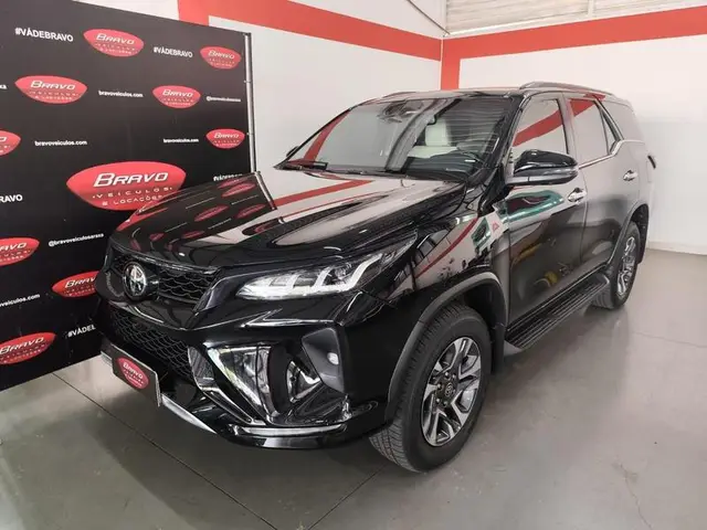 Carro Toyota SW4 2022 Diamond  2.8 turbodiesel 7L 4x4 (Aut)