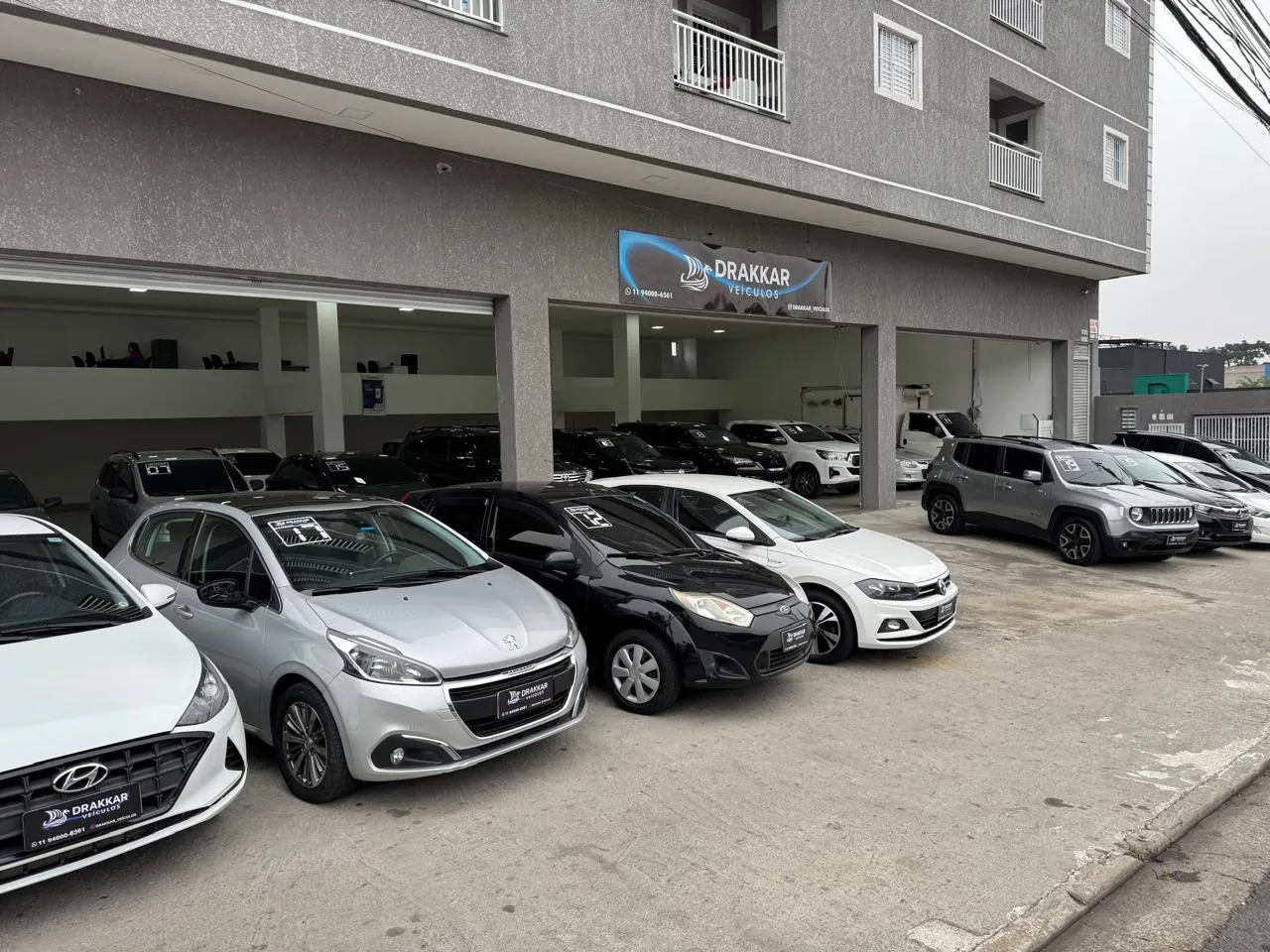 Fachada da loja DRAKKAR VEICULOS LTDA - São Paulo - SP