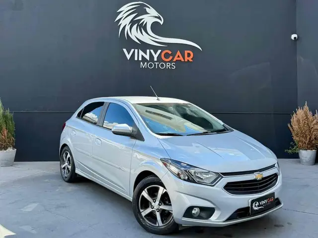 Carro Chevrolet Onix 2018 1.4 Activ SPE/4 (Aut)