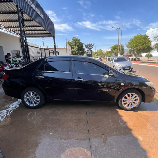Carro Toyota Corolla 2009 Sedan SEG 1.8 16V (aut)