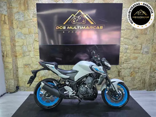 Moto Yamaha MT-03 2026 Connected